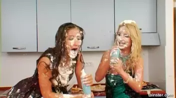 Anniversary Party Food Fight Screencap 70 on sinx.preview.netperv.com