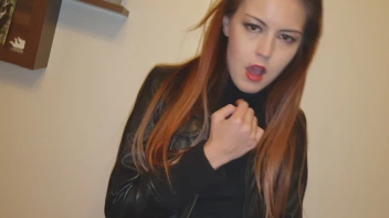 Sexy Cindy wants to do the fuck Screencap 5 on sinx.preview.netperv.com