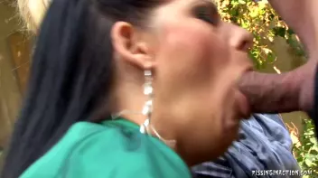 Piss Fun At The Park Screencap 48 on sinx.preview.netperv.com