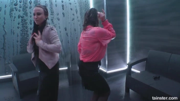 Titty Shakin' Shower Time Screencap 17 on sinx.preview.netperv.com