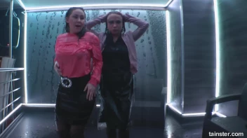 Titty Shakin' Shower Time Screencap 30 on sinx.preview.netperv.com