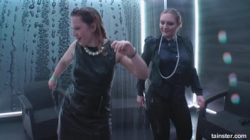 Titty Shakin' Shower Time Screencap 44 on sinx.preview.netperv.com