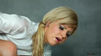 Sliming Down Big Titty Royalty Screencap 86 on sinx.preview.netperv.com