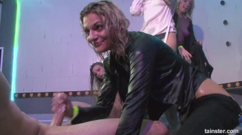 Gangsters Paradise Part 2 - Cam 4 Screencap 93 on sinx.preview.netperv.com