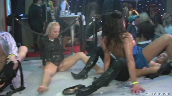 Gangsters Paradise Part 2 - Cam 4 Screencap 51 on sinx.preview.netperv.com