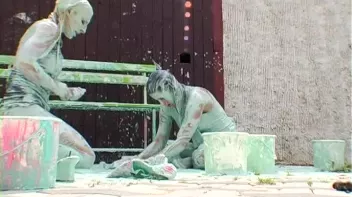 Sloppy Goo Catfight Screencap 85 on sinx.preview.netperv.com