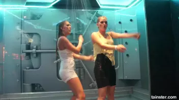 Wet girls turn me on Screencap 64 on sinx.preview.netperv.com