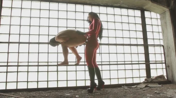 Die Lady im roten Catsuite mit dem Megaschwanz Screencap 11 on sinx.preview.netperv.com