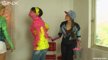 Let the Wet and Messy Paint Games Begin! Screencap 27 on sinx.preview.netperv.com