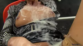 The Freaky Peep Show Screencap 37 on sinx.preview.netperv.com