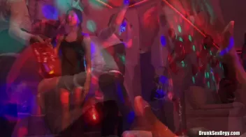 Valentine's Day Vaginas Part 6 - Shower Cam Screencap 26 on sinx.preview.netperv.com