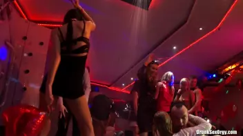 Valentine's Day Vaginas Part 6 - Shower Cam Screencap 38 on sinx.preview.netperv.com