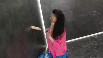 The Slimy Selfie Screencap 32 on sinx.preview.netperv.com