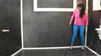 The Slimy Selfie Screencap 5 on sinx.preview.netperv.com