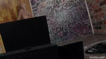 Fancy blondie Bianka gets facialized Screencap 99 on sinx.preview.netperv.com