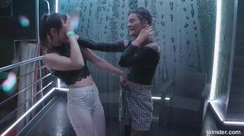 Titty Shakin' Shower Time Screencap 1 on sinx.preview.netperv.com