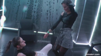 Titty Shakin' Shower Time Screencap 2 on sinx.preview.netperv.com