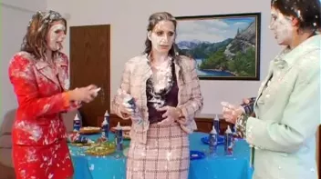 Messy Whipped Topping Bake Off! Screencap 48 on sinx.preview.netperv.com