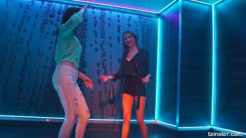 What a Glorious Feelin' Dancing In The Rain Screencap 45 on sinx.preview.netperv.com