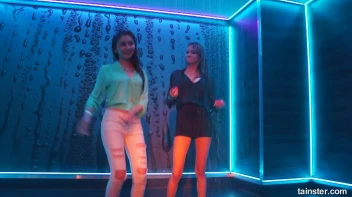 What a Glorious Feelin' Dancing In The Rain Screencap 48 on sinx.preview.netperv.com