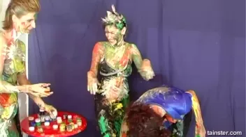 Crazy Color Combinations On These Chicks Screencap 34 on sinx.preview.netperv.com