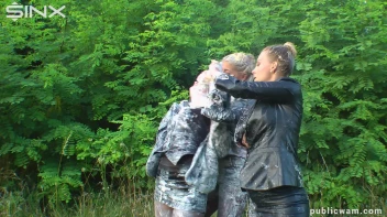 Cuties Food Fight On The Way To Work - Part 2 Screencap 27 on sinx.preview.netperv.com