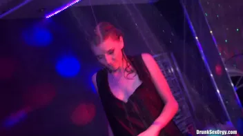 International Summer Lovin' Part 2 - Shower Cam Screencap 84 on sinx.preview.netperv.com