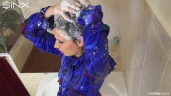 Solo Shower Sensations Screencap 43 on sinx.preview.netperv.com