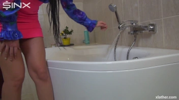 Solo Shower Sensations Screencap 1 on sinx.preview.netperv.com