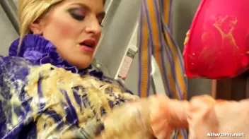 All In A Hard Day's Mess Screencap 28 on sinx.preview.netperv.com