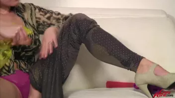 Stylishly Wet Solo Toy Bang Screencap 114 on sinx.preview.netperv.com