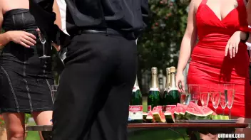 The Bi Reception Part 1 Screencap 35 on sinx.preview.netperv.com