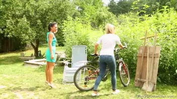 In Need Of A Pussy Massage Screencap 9 on sinx.preview.netperv.com