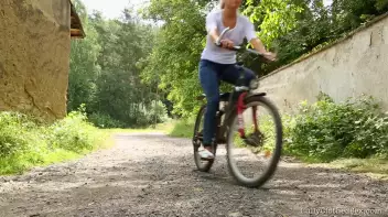 In Need Of A Pussy Massage Screencap 3 on sinx.preview.netperv.com