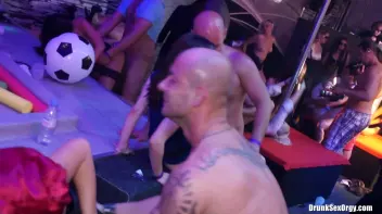 International Summer Lovin' Part 3 - Hardcore Cam Screencap 36 on sinx.preview.netperv.com