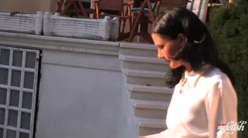 Lunchtime Quickie Screencap 1 on sinx.preview.netperv.com