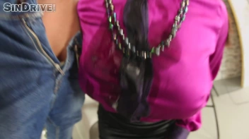 Deep Throating Italian Slut Gagged and Drenched In Drool For The Job Screencap 31 on sinx.preview.netperv.com