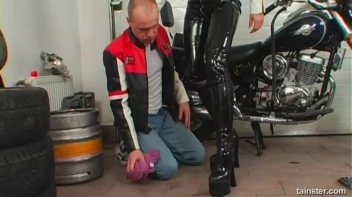 Biker Bitchboy Screencap 15 on sinx.preview.netperv.com