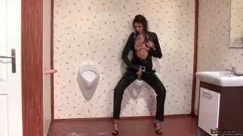 Milk For Kitty Screencap 48 on sinx.preview.netperv.com