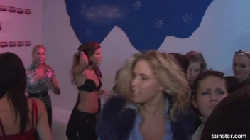 Winter WonderBang Part 3 - Cam 3 Screencap 88 on sinx.preview.netperv.com