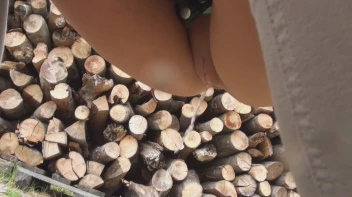 Outdoorpissen Screencap 8 on sinx.preview.netperv.com