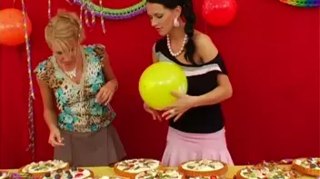 Cream and Fruit Pie Disaster! Screencap 2 on sinx.preview.netperv.com