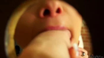 Sharka Blue Covered In White Screencap 10 on sinx.preview.netperv.com