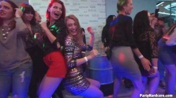 Party Hardcore Gone Crazy Vol. 31 Part 1 - Cam 1 Screencap 32 on sinx.preview.netperv.com