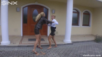 Leggy Stunners' Contentious Catfight Screencap 19 on sinx.preview.netperv.com