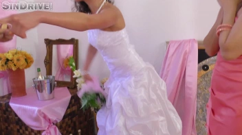 Our 4-Girl-All-Holes-Ready-Royal-Rumble De Luxe: All Hands On The Beauty Pissed Off Bridezilla HENESSY ... Screencap 3 on sinx.preview.netperv.com
