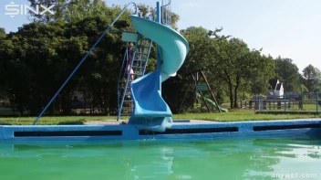 Waterpark Fun For Fully Clothed Brunette Babe Screencap 2 on sinx.preview.netperv.com
