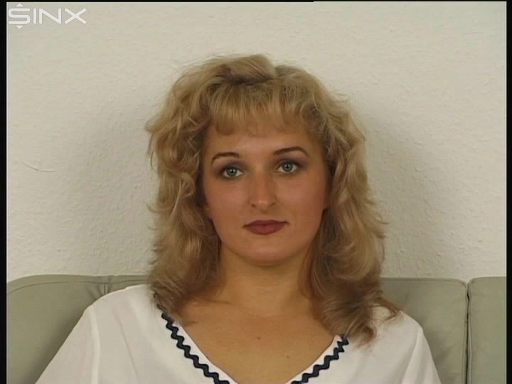 Karin- schüchtern aber geil on sinx.preview.netperv.com