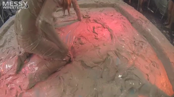 Messy Wrestling: 2 Power Packed Audience Mud Brawl Blasts Them All! Let's Get Messyyyyyyy!!! Screencap 5 on sinx.preview.netperv.com