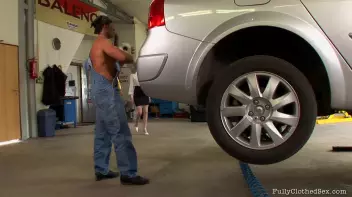 A Perfect Service Screencap 4 on sinx.preview.netperv.com